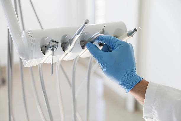 Professional Wisdom Tooth Removal technician working in Holliday, TX